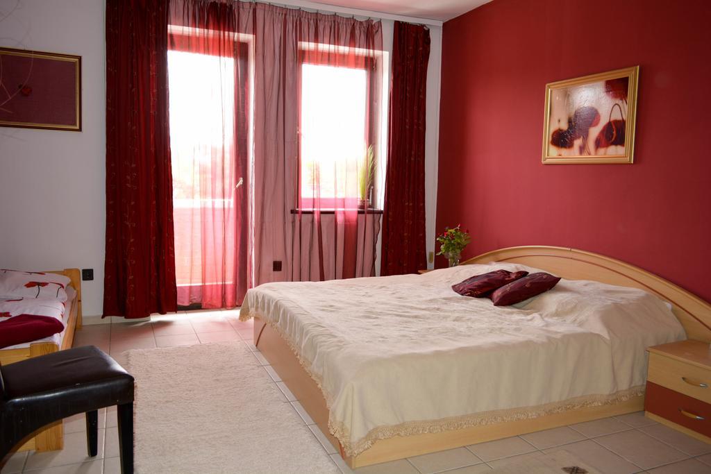 Pannonhalma Panzio Bed and Breakfast Εξωτερικό φωτογραφία